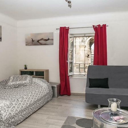 Studio Avec Vue Sur Les Arenes Arles Buitenkant foto